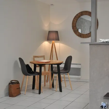Apartment T2 Le Paradis 2, Wifi, 3pers, 2lits Parking A 100m *
